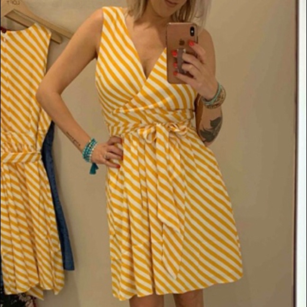 🦄 Loft Striped Dress w/Tie Bow